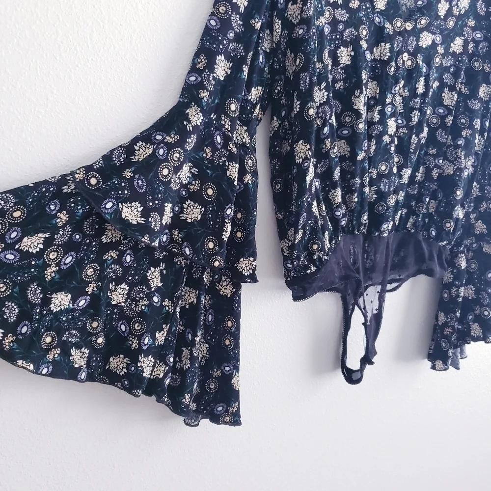 Free People Shes Dainty Long Bell Sleeve Floral Thong Bodysuit New Without Tags